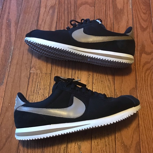 nike cortez baseball